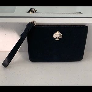 Kate Spade leather wristlet in black. NWOT